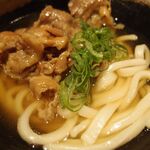 本場さぬきうどん 親父の製麺所 - 牛肉うどん小