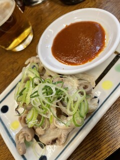 Tachinomihidaka - 豚ガツ刺　¥300 安っ！