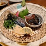 旬の鮮魚と魂の煮込み ぶん福茶がま - ゴマサバ ２種盛り