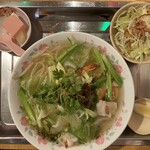 ベトナム料理 アオババ  - メコンデルタの汁麺