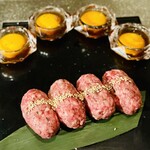 焼肉 神宮 - 名物和牛生ハンバーグ(500円)