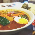 カレー食堂 心 - 17種の野菜のスープカレー(￥1180)辛さ10番。野菜がどっさり！