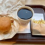 TORIKI BURGER - トリキバーガー、トリキセット（ホットコーヒー）