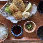 江ノ島小屋 - 本日の地魚フライ 定食 (この日はシーラ)