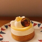 黒滝洋菓子店 - レモンのレアチーズケーキ　レモンの酸味がたまらない