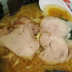 家系ラーメン 近藤家 - チャーシュー