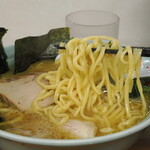 家系ラーメン 近藤家 - 麺リフト