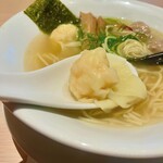 ワンタン麺専門店 たゆたふ - 海老雲呑