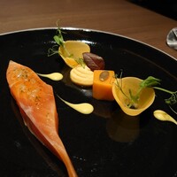 JAM17 DINING - 柑橘でマリネしたサーモンの炙り　南瓜のヴァリエーション