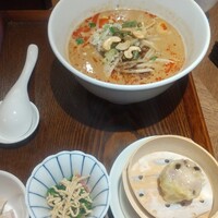 正宗広東私房菜サワダ 梅田エスト店 - 