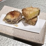 京橋 天冨良と鮨 いしい - 季節の天ぷら　　しいたけ蟹しんじょう　さつまいも