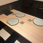 京橋 天冨良と鮨 いしい - 個室の雰囲気