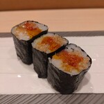 大宮 鮨 貴山 - トロたく巻き。
