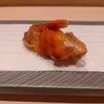 大宮 鮨 貴山 - 赤貝。