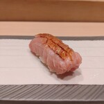 大宮 鮨 貴山 - 中とろ。