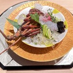 京橋 天冨良と鮨 いしい - お造り　伊勢海老とぶり　お醤油のジュレ