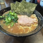 ラーメン 杉田家 - 