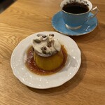 とよのcoffee - 料理写真:かぼちゃプリンとグァテマラ