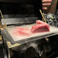 HIKARI - コースで使用されるお肉