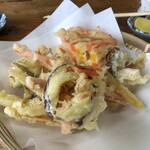 やまびこ - かき揚げハーフ。