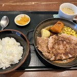 ファミリーレストラン だいまる - 料理写真: