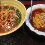 中華私房菜館 禄縁 - 台湾ラーメン➕天津飯