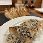 スタンドシャン食 -Tokyo赤坂見附- Champagne & GYOZA BAR - 