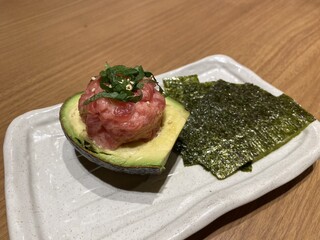 Kaisen Sushi Doggu Izakaya Uomusubi - 