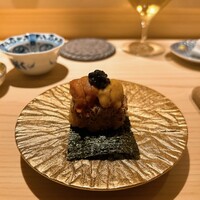 鮨 由う - 