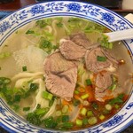 中国蘭州牛肉ラーメン 蘭少爺 - 記載の煮卵を選択すると別皿で提供されます