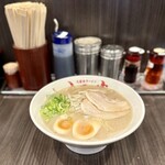 Kurume Ra-Men Fukunoie - もやしラーメン460円➕煮玉子100円（税込）