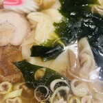 丸亀飯店 - ワンタン麺