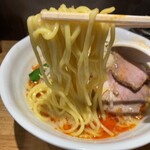Hanakiryuu Miso - 麺リフトアップ