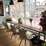 Halal Hub - カウンター席