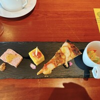 アーティスト カフェ - 