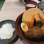 Supu Kare Okushiba Shouten - おくしばーぐカリーとご飯（小盛り）