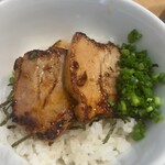 Menya Shishimaru - チャーシュー丼。
