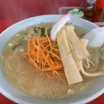 味の龍王 - 料理写真:味噌ラーメン　¥750(税込)