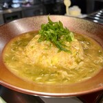 Crab and seaweed ankake fried rice 1,590 yen