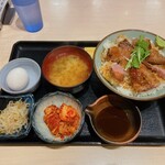 金沢肉食堂 10&10 - 