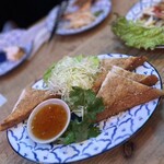 タイ・イサーン料理 ヤムヤム - 海老パン