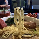 中華そば 万楽 - 麺