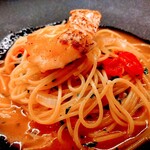 Spaghetti with sea bream broth and oil 1,590 yen