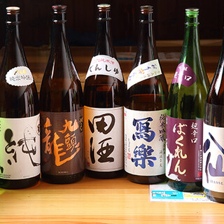 全国津々浦々の日本酒で乾杯！旨い肴と旨い酒をご堪能あれ