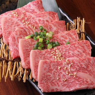 独自のルートで仕入れた、極上の国産和牛をリーズナブルに