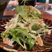 薪炭まだら - サラダには七香味トッピング