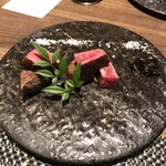喰心 meat Dining - サーロインと赤身の食べ比べ