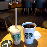 STARBUCKS COFFEE - エスプレッソ アフォガード フラペチーノ　590円/コールドブリューコーヒー　432円