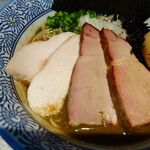 破壊的イノベーション - 特製濃厚煮干ラーメン 1,250円