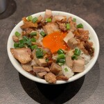 らーめん飛粋 - マキシマムたまごの肉玉丼